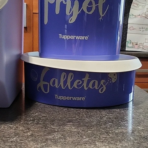 Tupperware Pantry Set - Picture 9 of 12